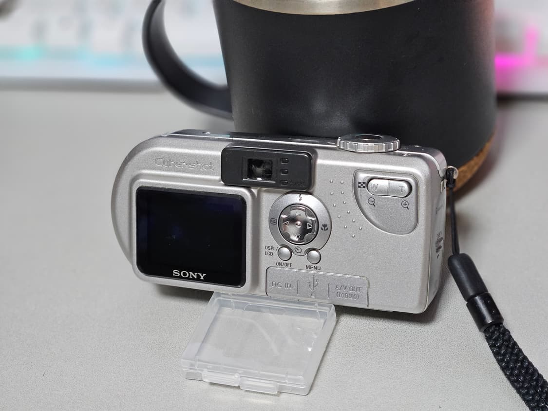 소니 사이버샷 P9 필카 감성 디카 A급 상품이미지5