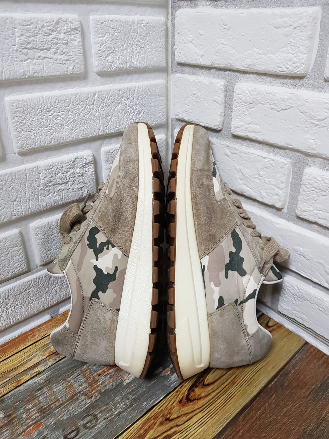 [7/260/정품] 프라다 카모 스웨이드 스니커즈 상품이미지7