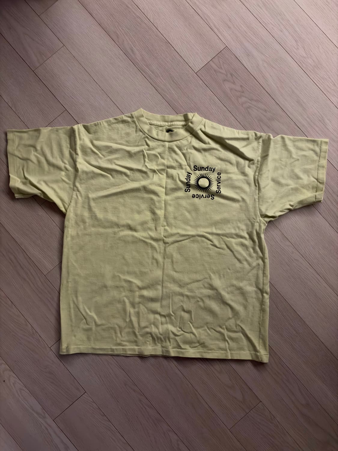 이지 선데이 서비스 티셔츠 레몬 상품이미지1