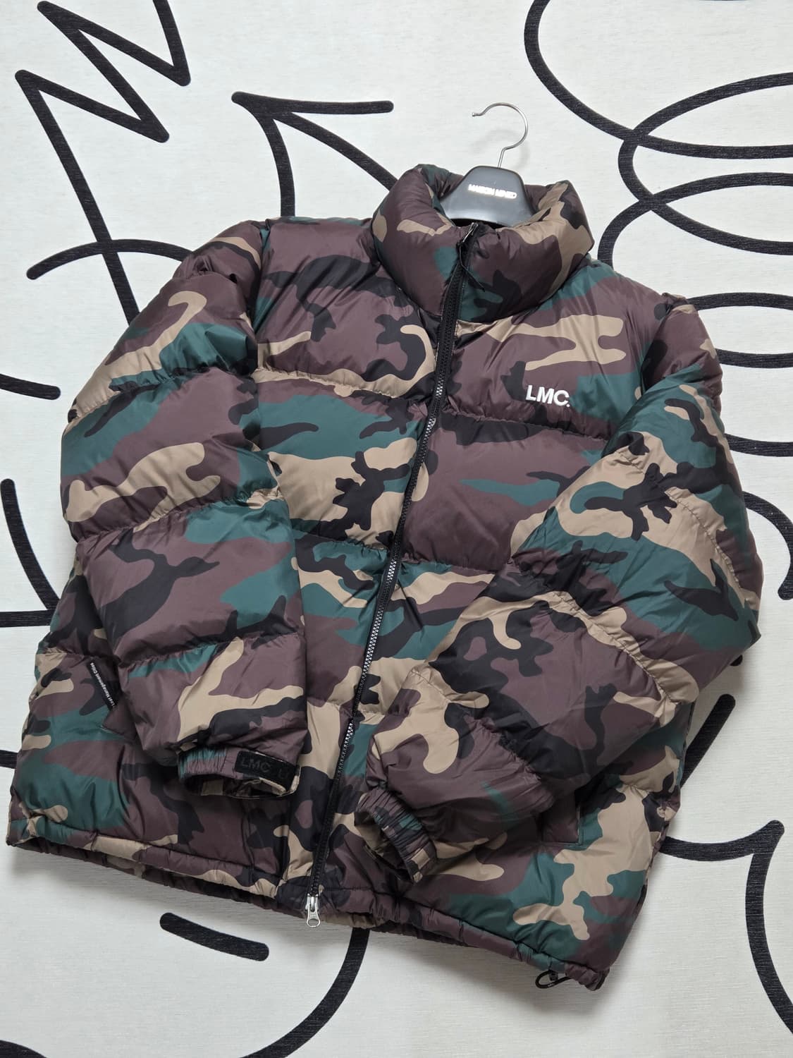 LMC OG PUFFER DUCK DOWN 눕시 카모 패딩 L 상품이미지4