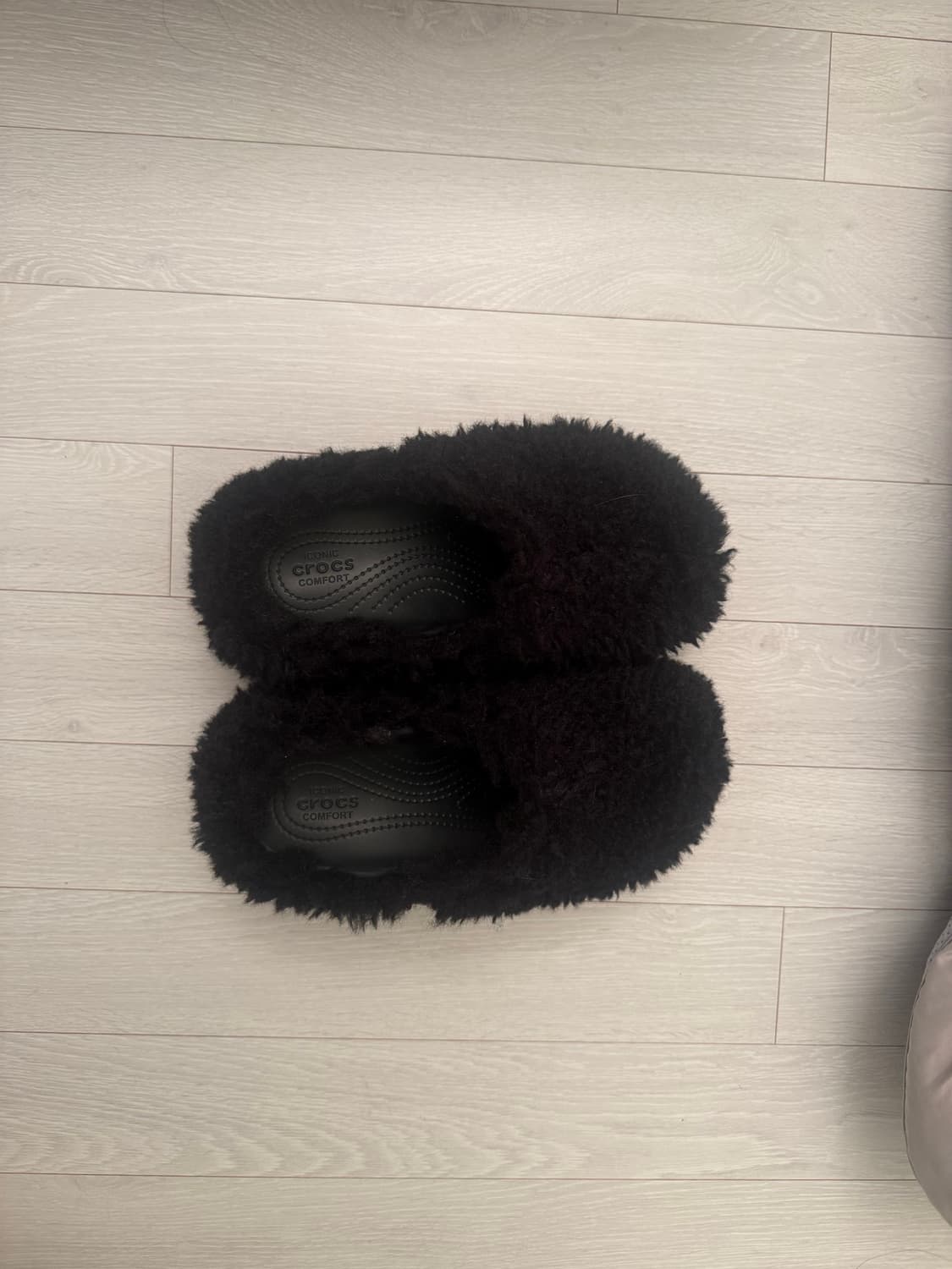 [크록스] 사이렌 샤기 퍼 클로그( 한국 미 판매 제품) 245-250 상품이미지2