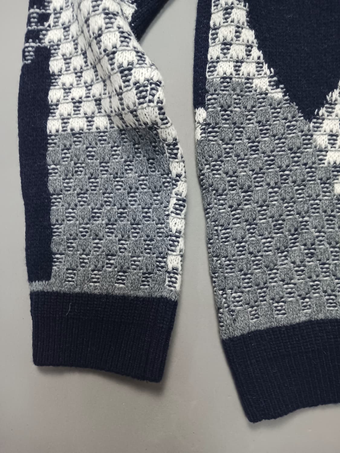 [105] 지오송지오 패턴 니트 스웨터 상품이미지9