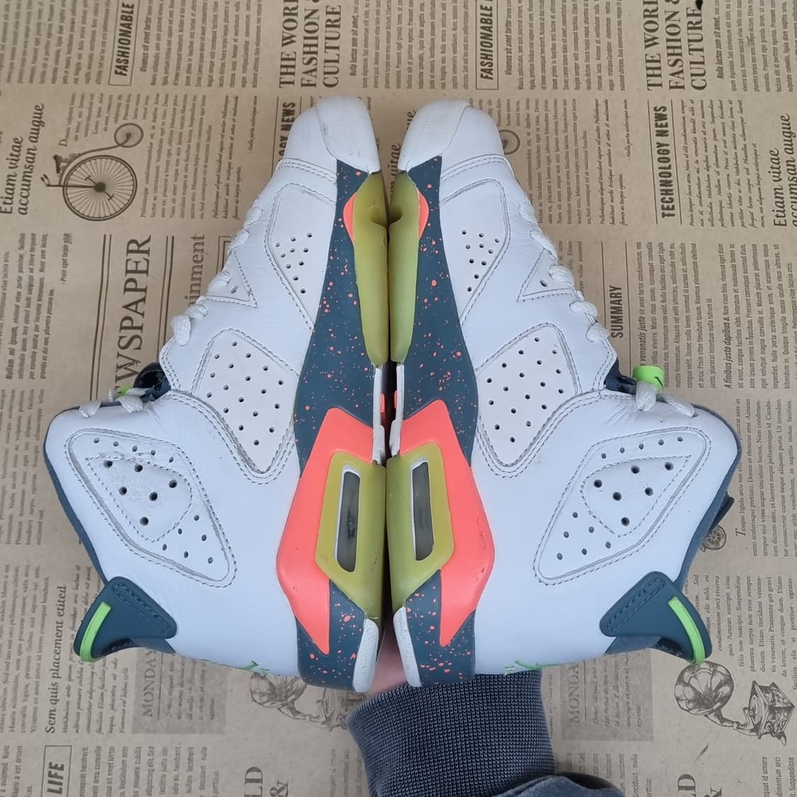 나이키 에어 조던 6 레트로 아동운동화225 상품이미지5