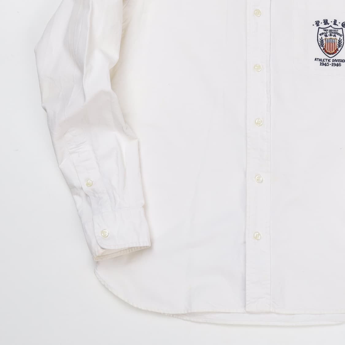 폴로 쉴드패치 로고 화이트 셔츠  상품이미지3