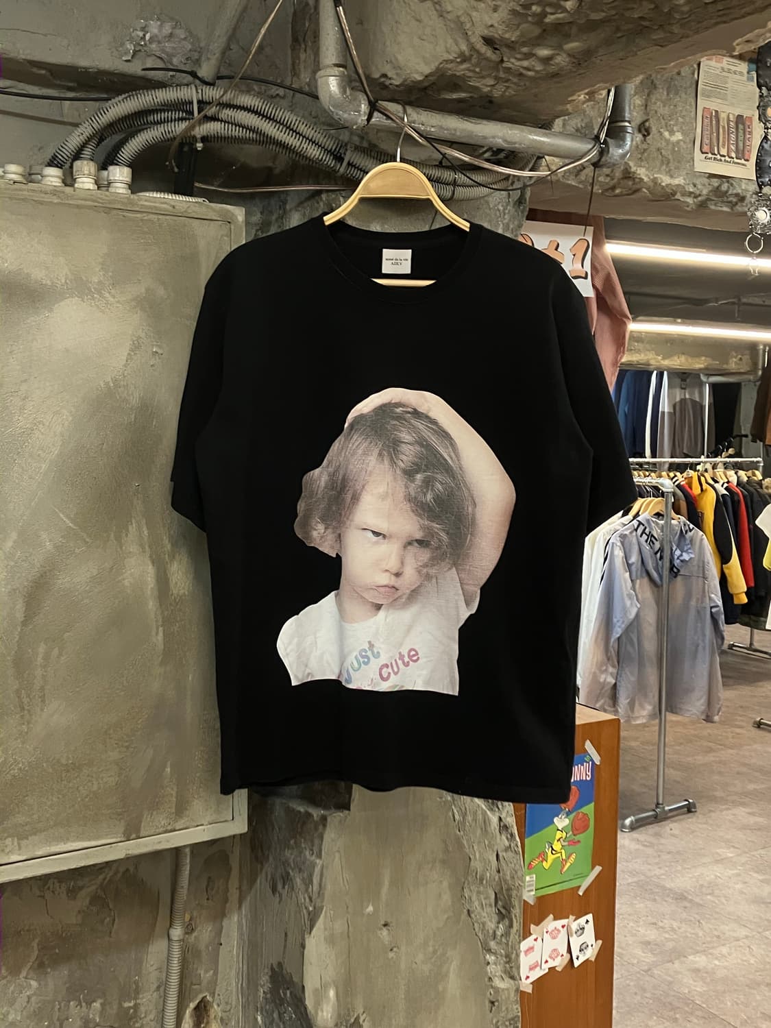 아크메드라비 빅프린팅 반팔 티셔츠 블랙 #csz3194 상품이미지1