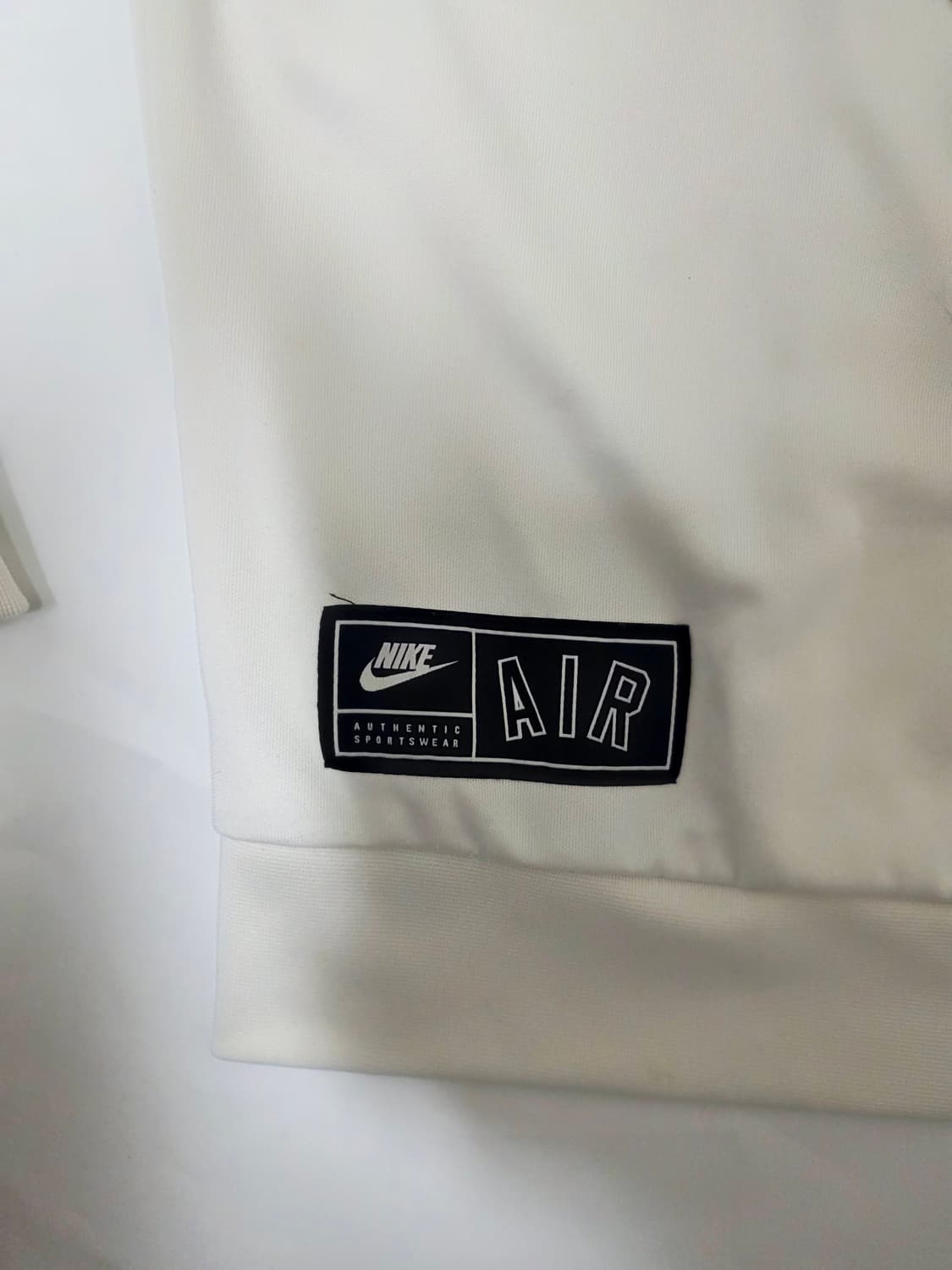 [나이키] 에어 올드스쿨 블랙 화이트 배색 반집업 아노락 M 실측L 상품이미지6