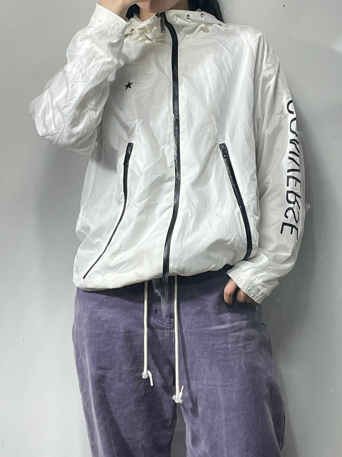 컨버스 화이트 바람막이 M  상품이미지1