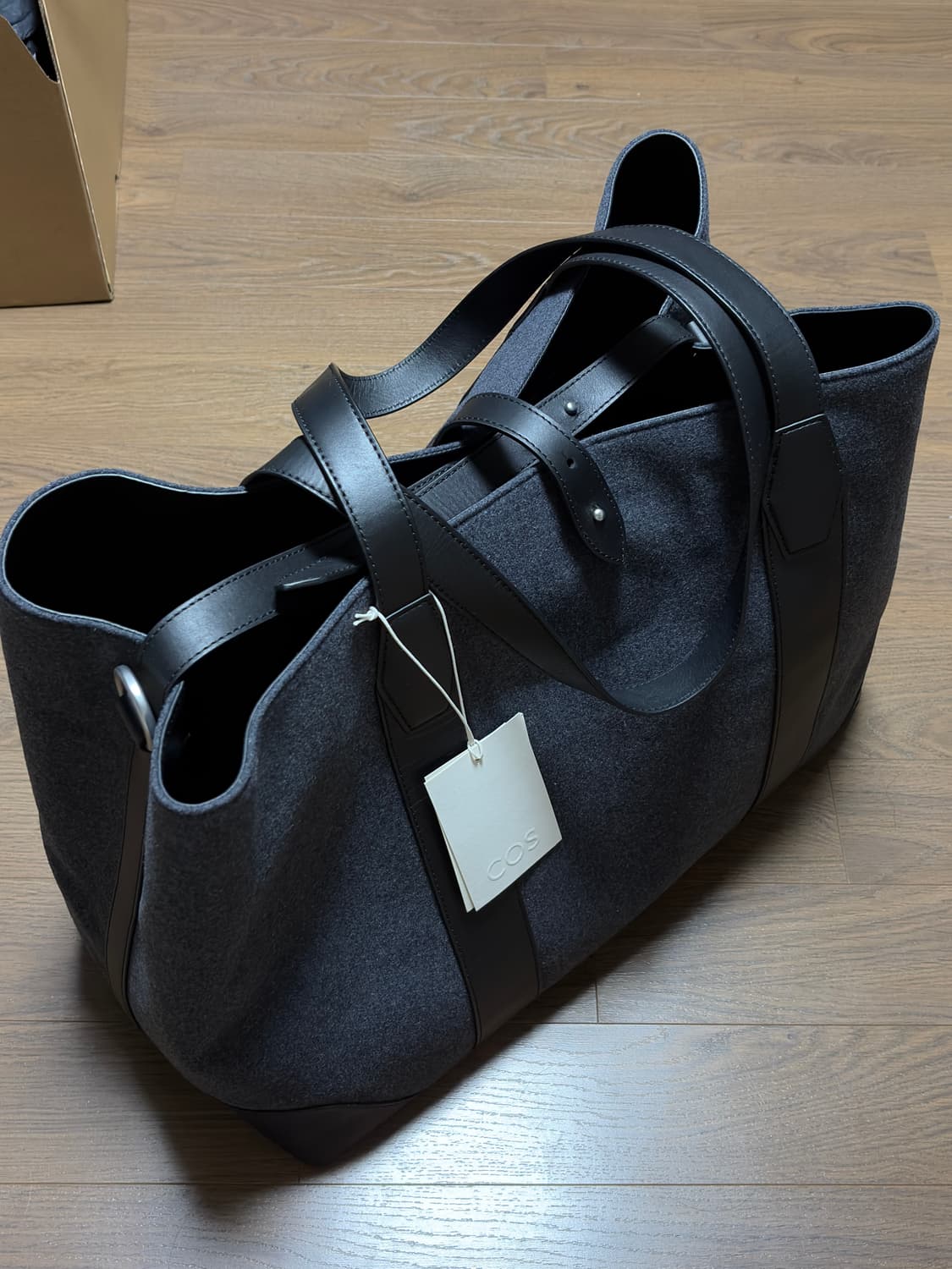 COS 코스 위켄더 토트백 울 새상품 상품이미지6