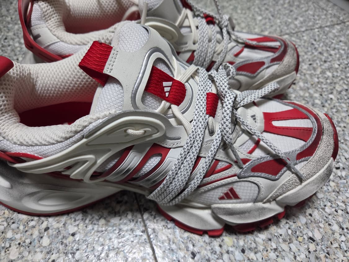아디다스 벤토 XLG 디럭스 스니커즈 화이트 레드 285 상품이미지5