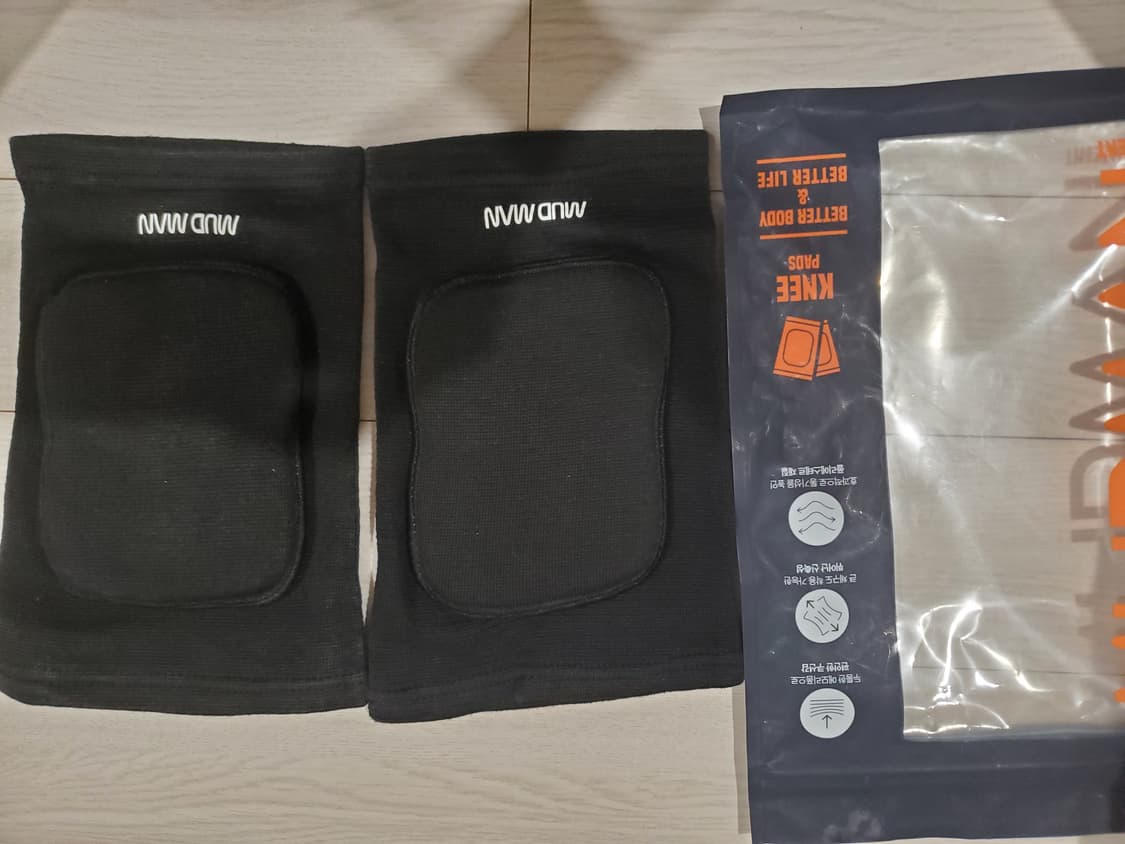 새상품)머드맨 군대 군인 무릎 보호대 좌우세트

새상품 머드맨 무릎 보호 상품이미지1