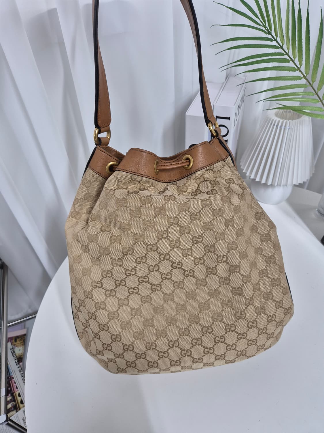 구찌 슈프림 버킷백 상품이미지3