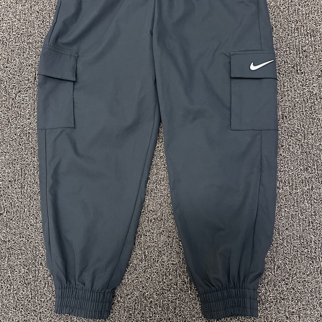 NIKE 나이키 스우시 카고 점프수트 블랙 M 상품이미지4