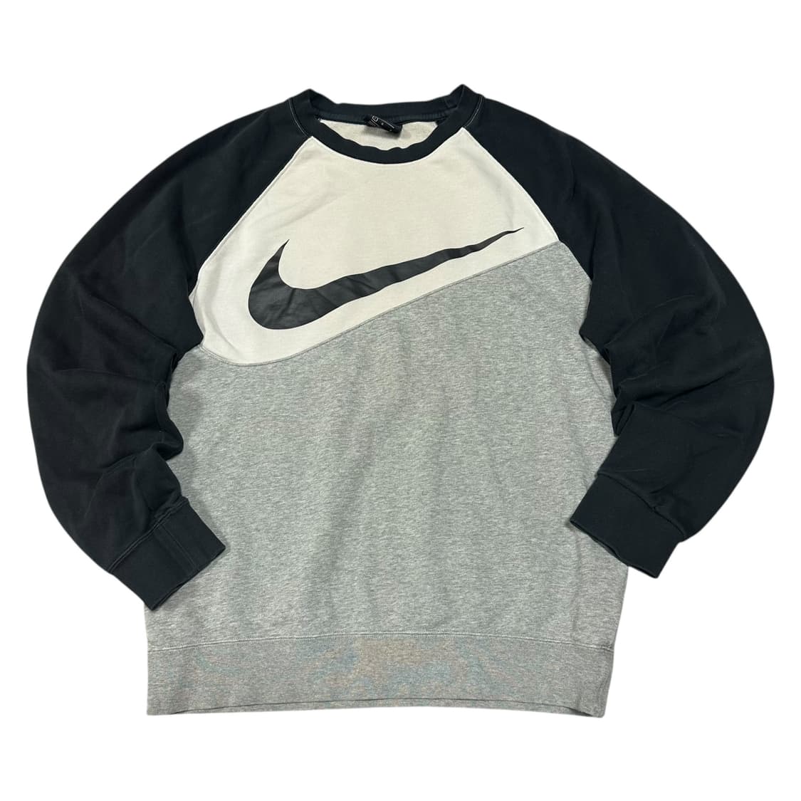 ✨ (바배) 나이키 빅스우시 배색 맨투맨  상품이미지1