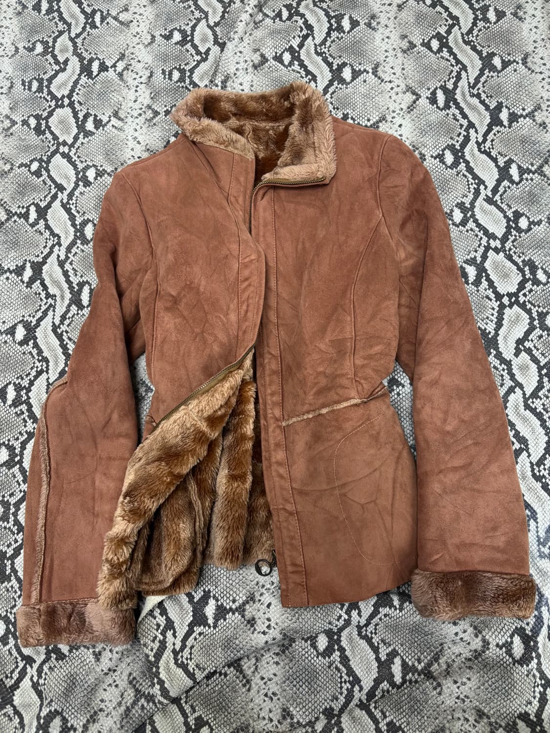 Minimal Design Fur Brown Jacket 상품이미지3