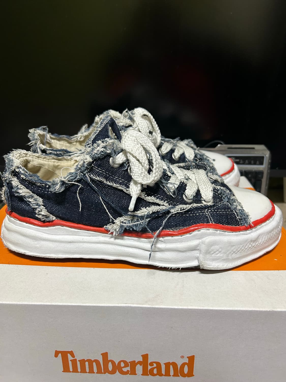 42 미하라 야스히로 X 나이젤 카본 데님 로우  상품이미지5