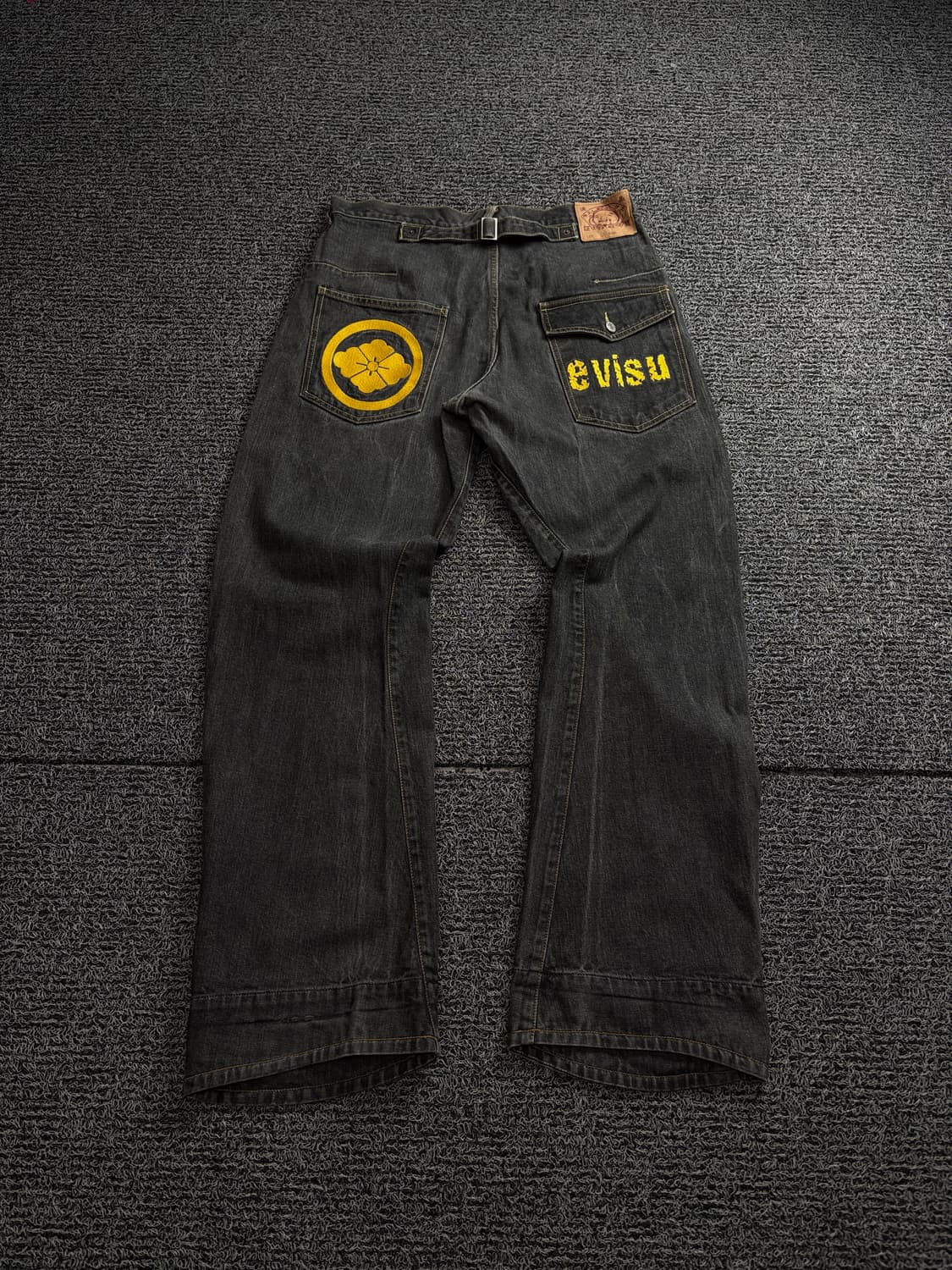 에비수 엔지니어드진 와이드 블랙 커브드 데님 팬츠 1677 상품이미지4