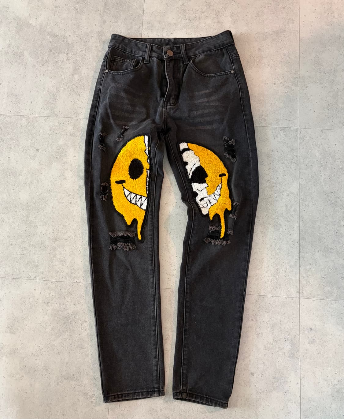 해골 자수 검정 데님팬츠 상품이미지1