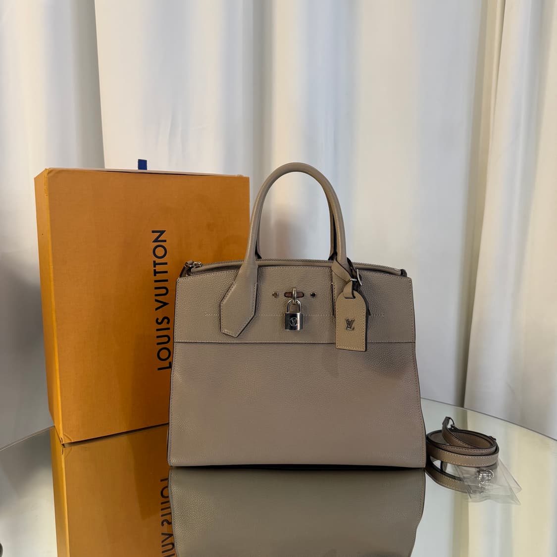 루이비통 LV 시티 스티머 토트 숄더백 상품이미지2