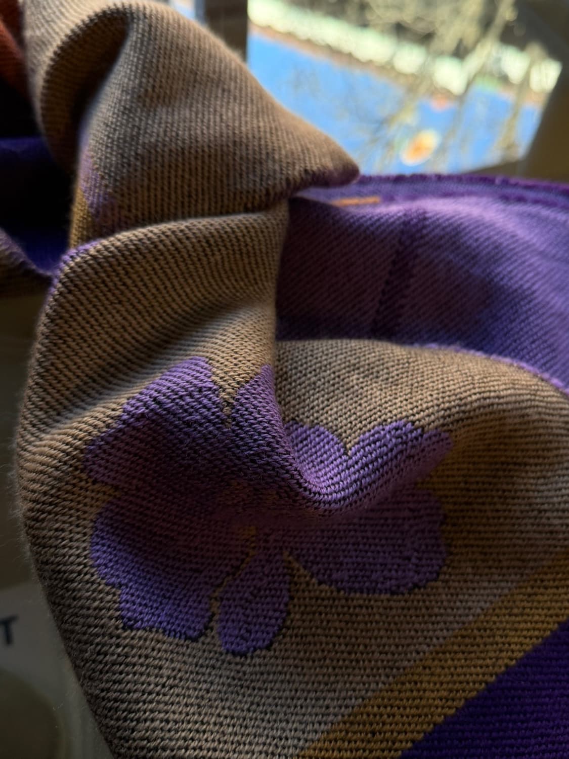 미쏘니 플라워 머플러 상품이미지4