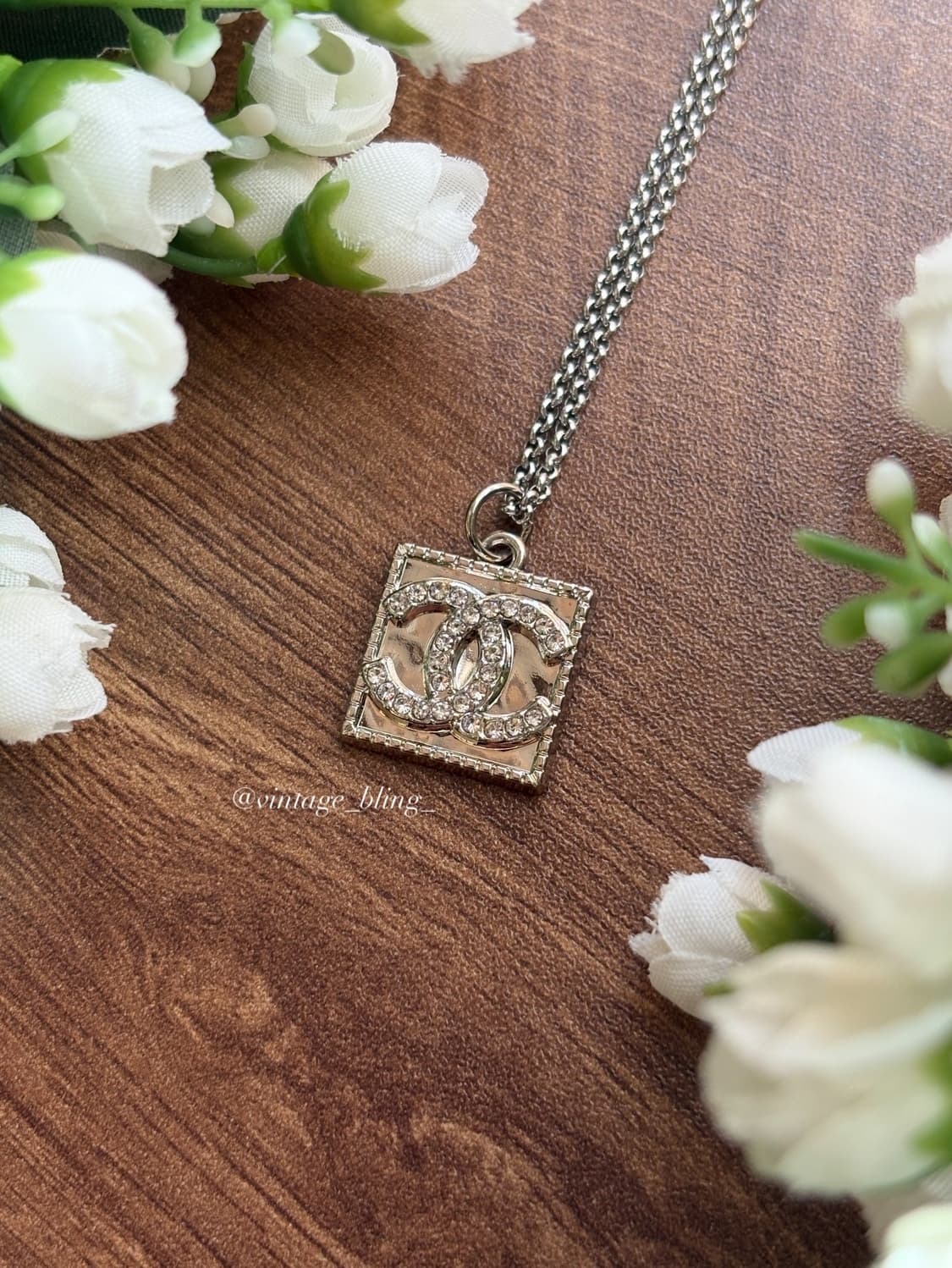 샤넬 스퀘어 스톤 로고 실버 목걸이 상품이미지2