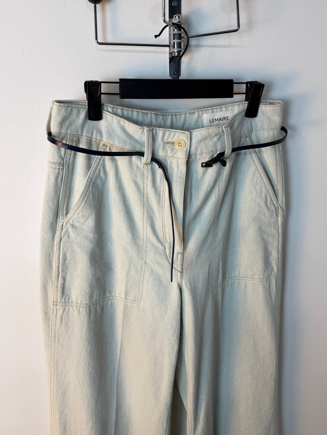 르메르 라이트 워시드 와이드 데님 팬츠  상품이미지4