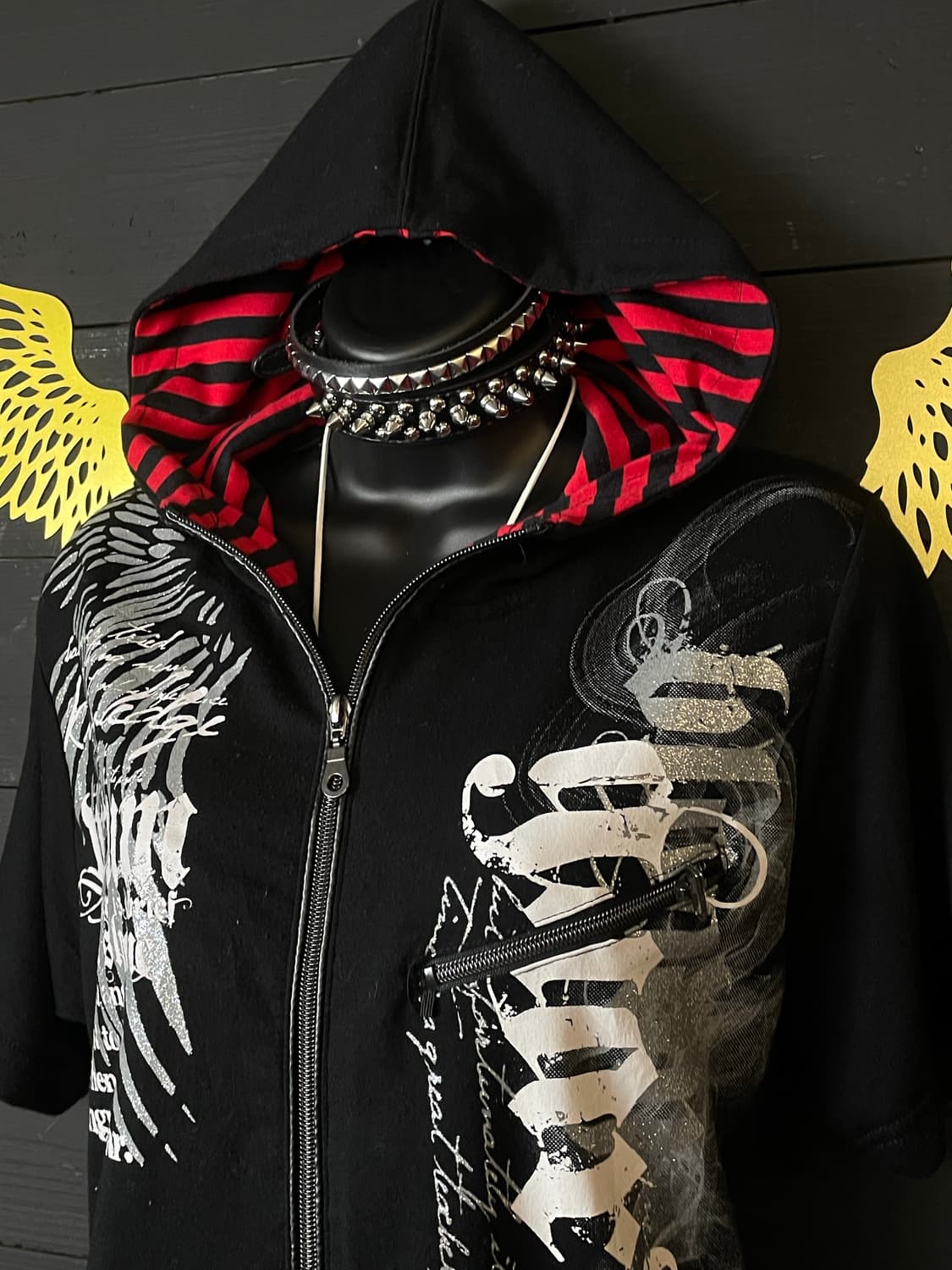 BEAU MERE 뷰마레 펑크 스트라이프 줄무늬 날개 레터링 후드집업 상품이미지5