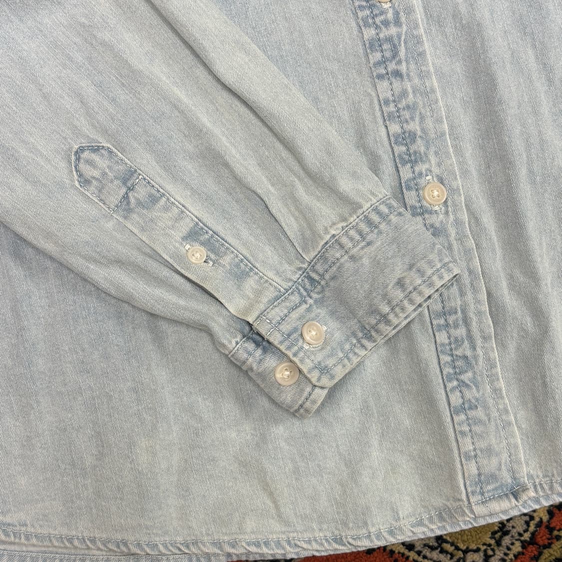 [XL] 트루릴리전 연청 데님 셔츠 상품이미지4