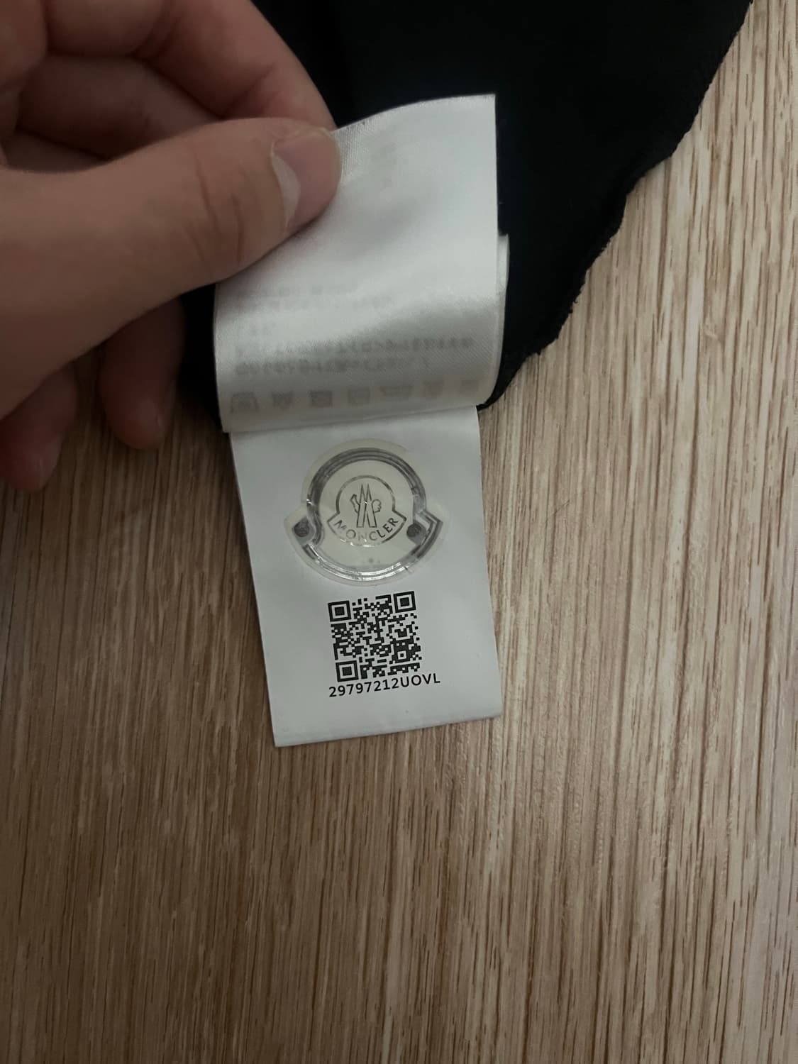 몽클레어 슬림핏 반팔 상품이미지9