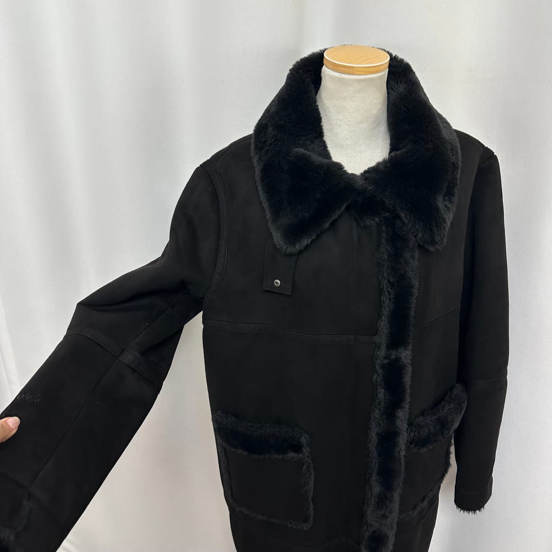   NBA 여자 보들보들 무스탕 안감퍼 롱코트 블랙 S  상품이미지2