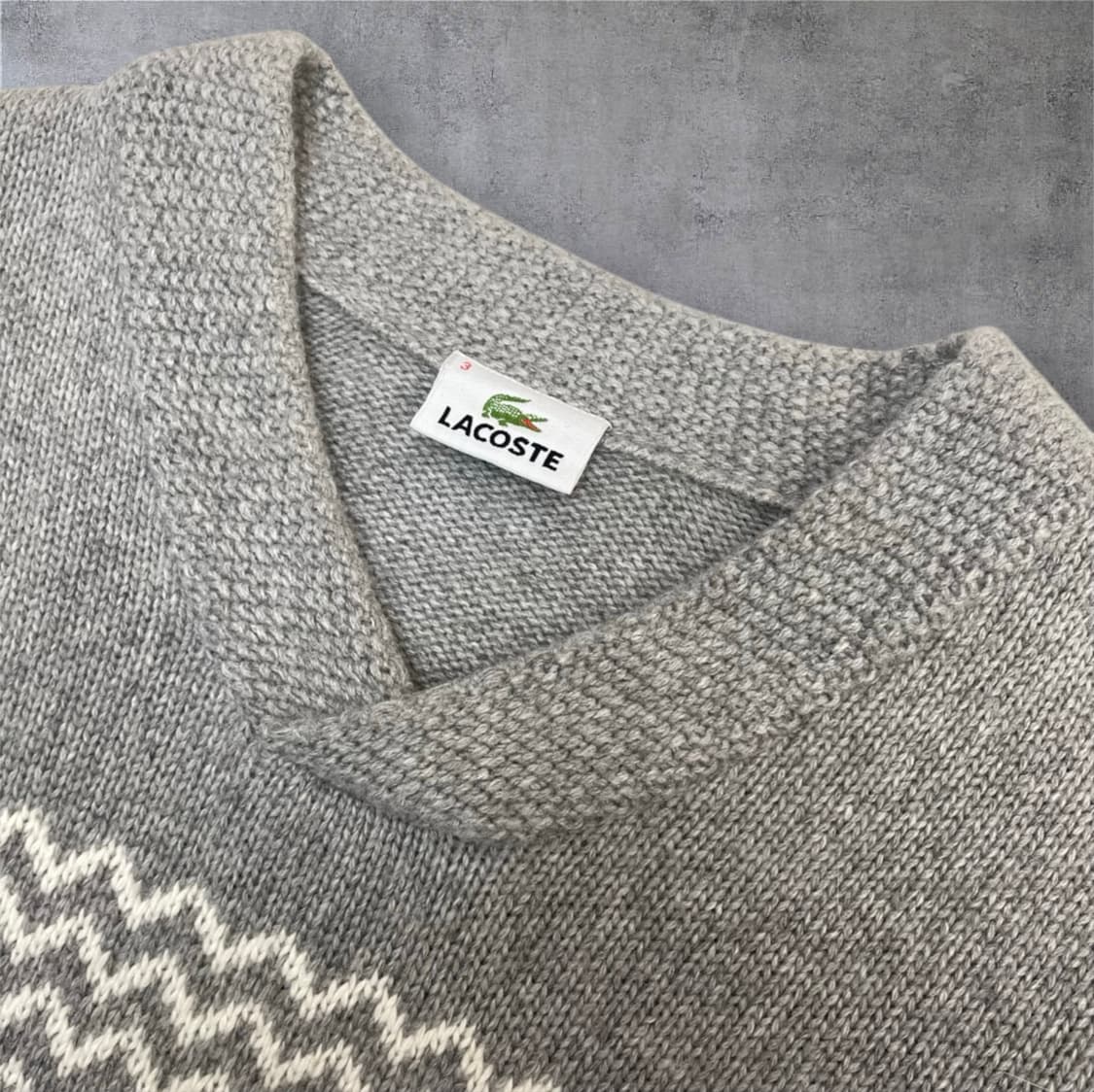 라코스테 라이트그레이 패턴 브이넥 캐시미어 혼방 니트 3 (95) 상품이미지2