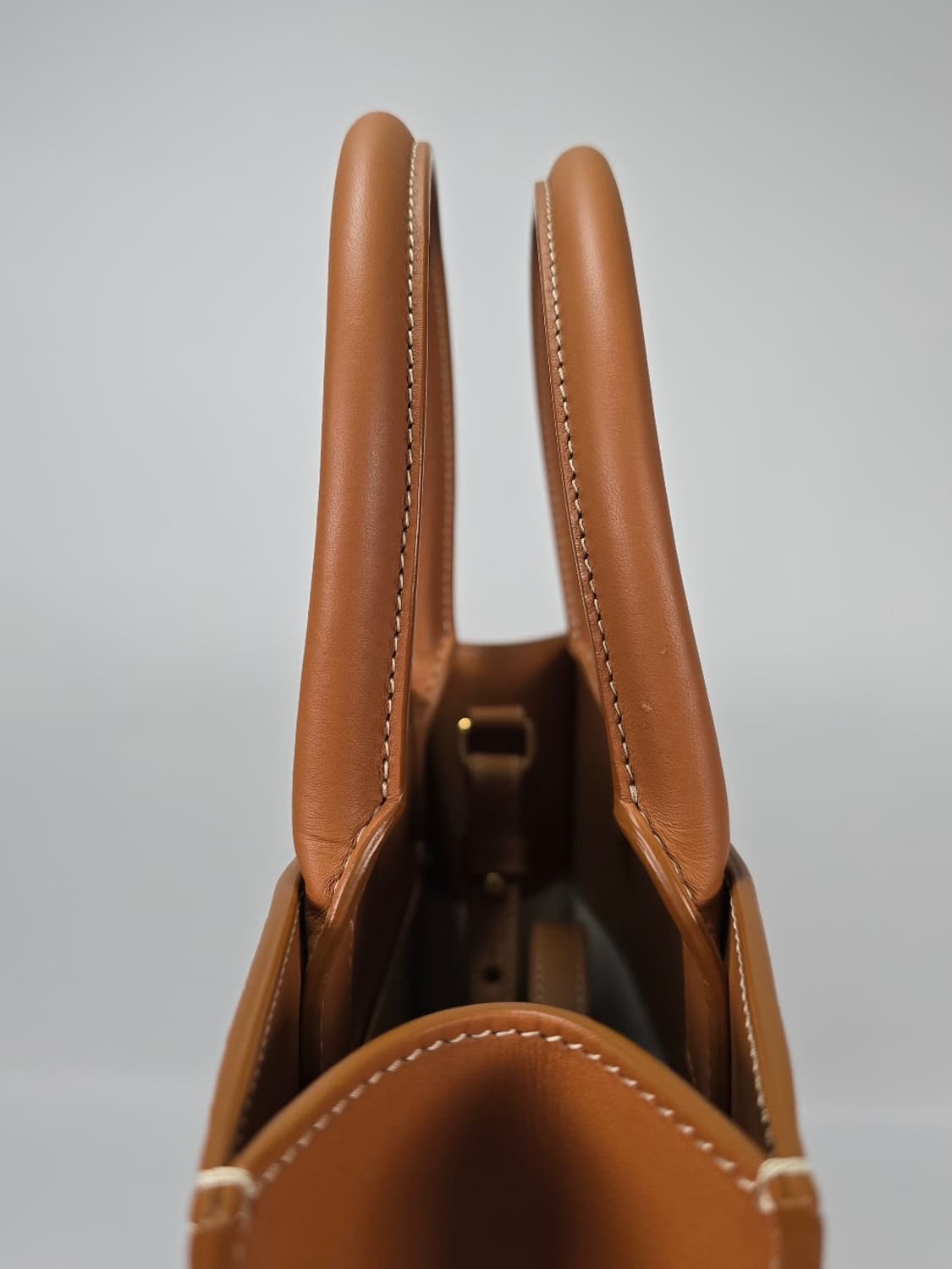 셀린느 버티컬 카바스백 상품이미지8