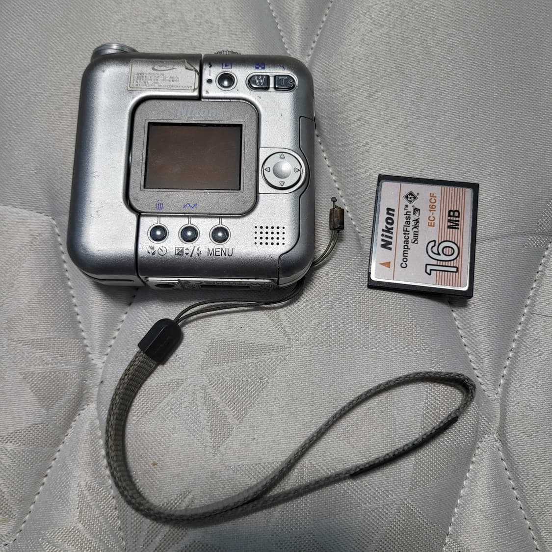 니콘 sq 디지털 카메라 + 16MB cf메모리카드 상품이미지9