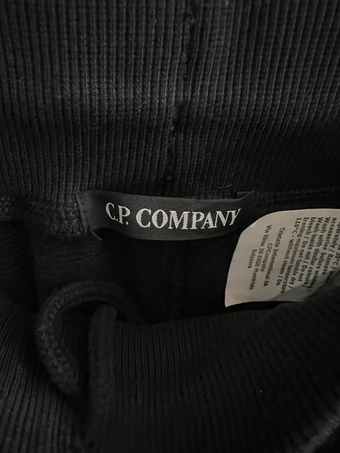 CP 컴퍼니 블랙 카고 조거팬츠 (32) 상품이미지4