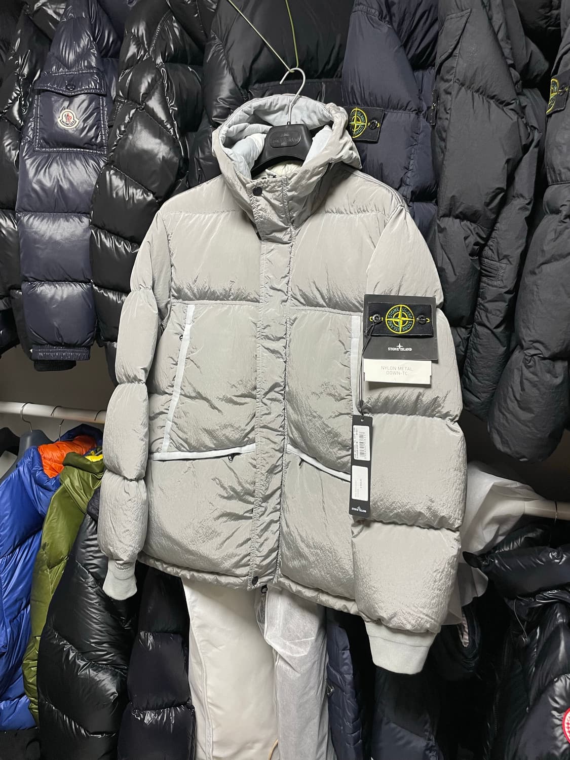 [M사이즈] 21FW 스톤아일랜드 나일론 메탈 다운 패딩 자켓 상품이미지2