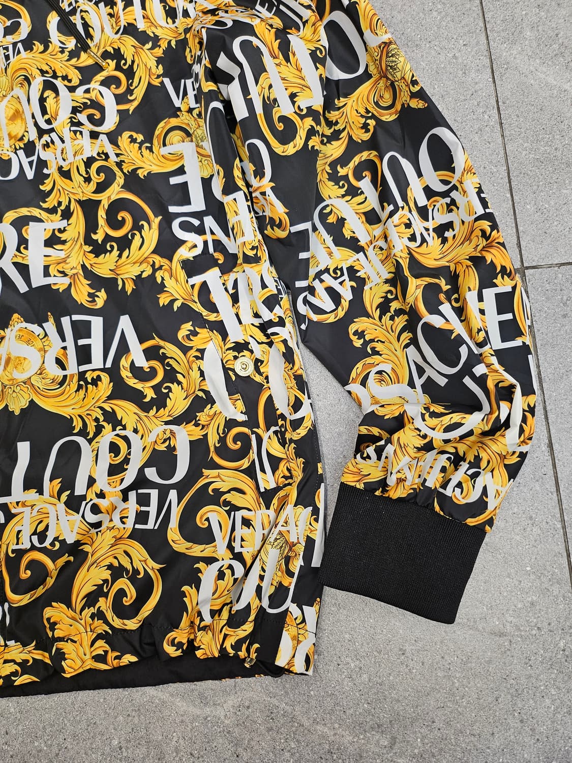 베르사체 진스 쿠튀르 VERSACE JEANS COUTURE집업자켓 L 상품이미지5