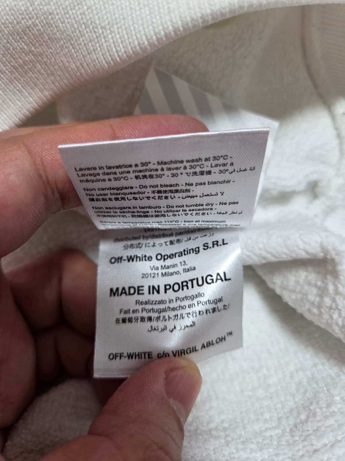 오프화이트 컷오프 맨투맨 상품이미지7