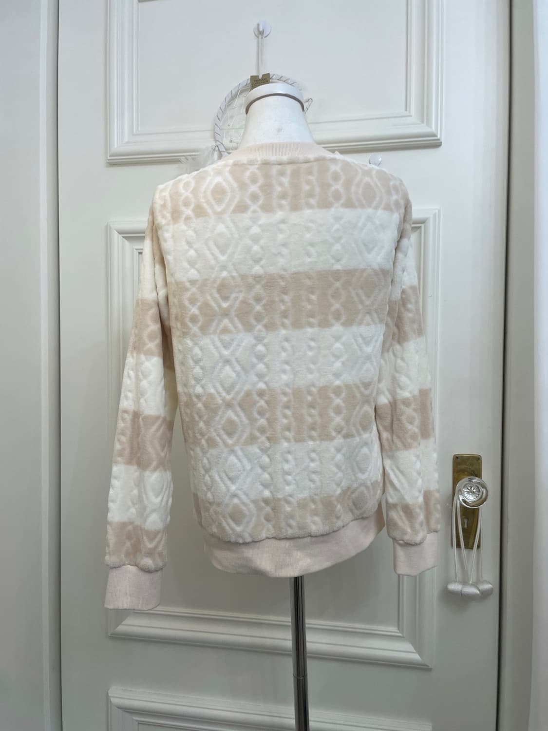 ivory beige stripe soft warm mtm top 상품이미지3