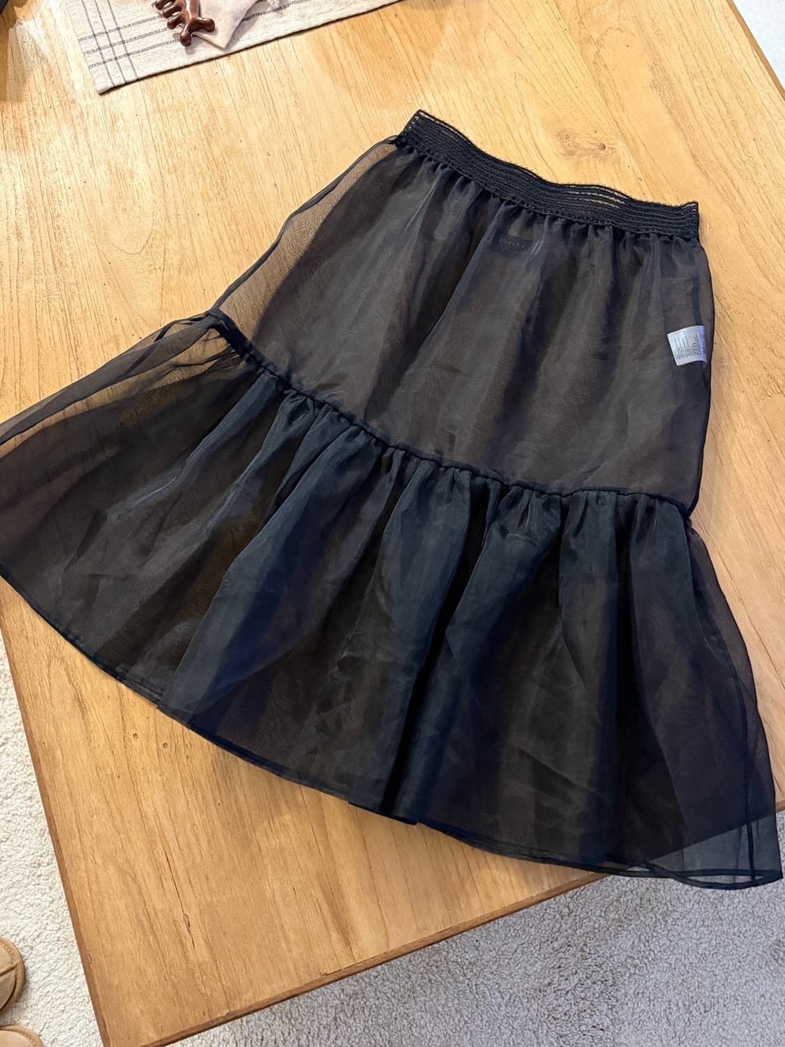 듀이듀이 블랙 오간자 프릴 스커트 상품이미지1