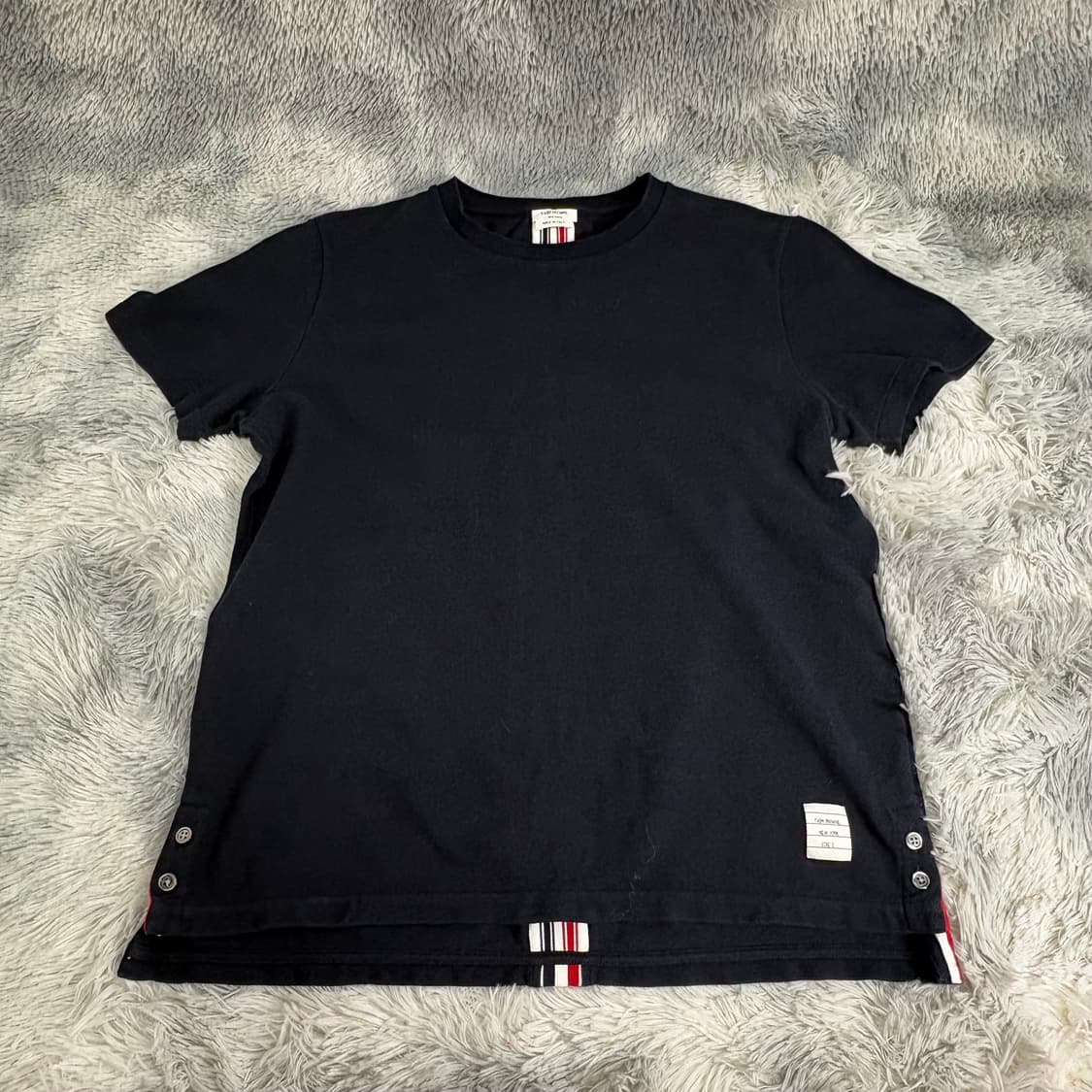 톰브라운 백삼선 반팔 네이비 2사이즈 상품이미지1