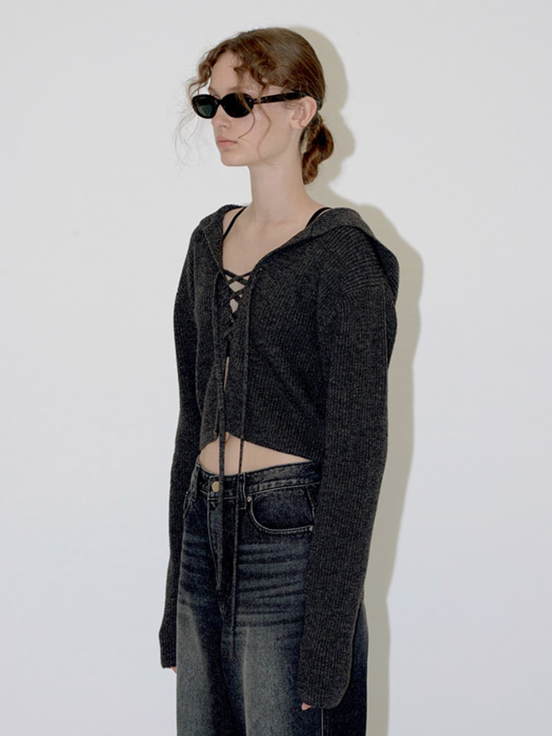 다이애그널 울 레이스업 니트 후드 상품이미지2