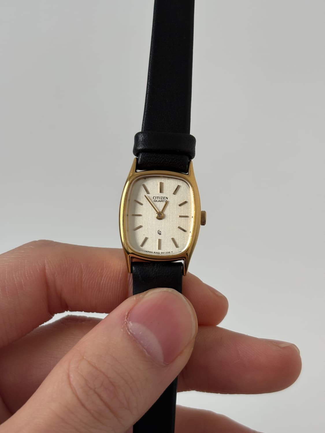 1980s CQ Gold Tank Ladies Quartz 상품이미지2