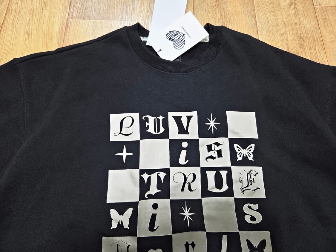러브이즈트루(LUVISTRUE) OW 보드 스웻셔츠 프리사이즈 새상품 상품이미지4