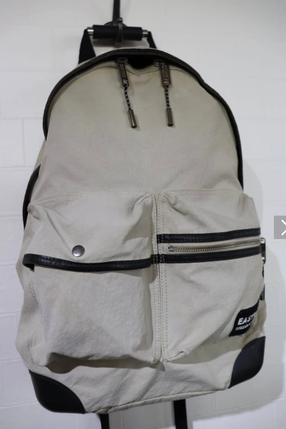 이스트팩x크리스반아쉘 콜라보 백팩 상품이미지1