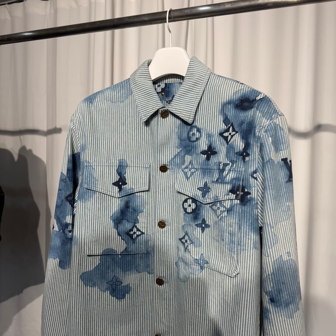 [정품] 루이비통 모노그램 워터컬러 워크웨어 데님 자켓 상품이미지3