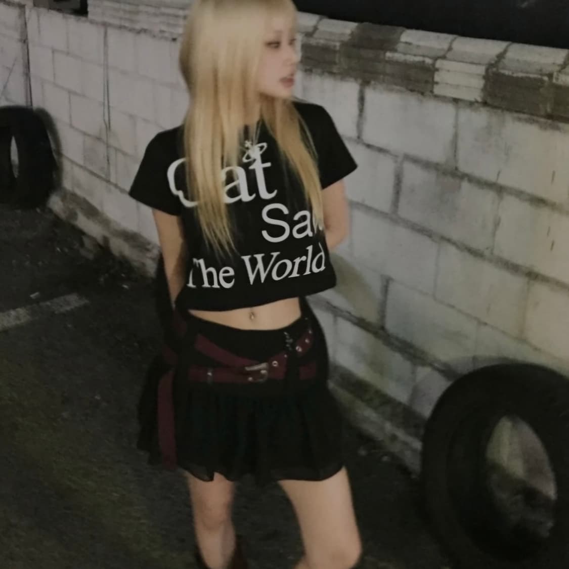 캣세이브더월드 크롭 반팔티 화이트 상품이미지3