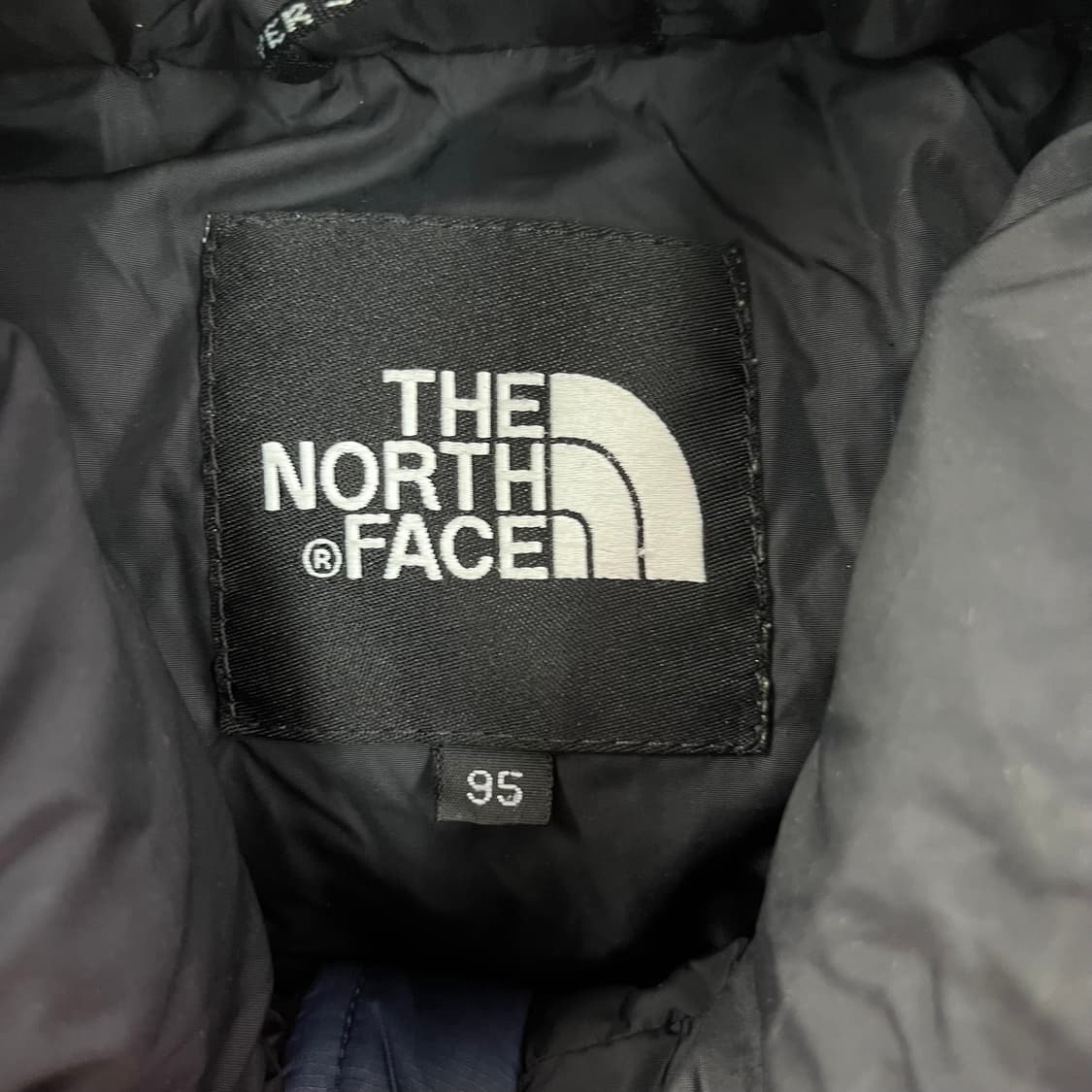 100 노스페이스 1996 눕시 700패딩 상품이미지3
