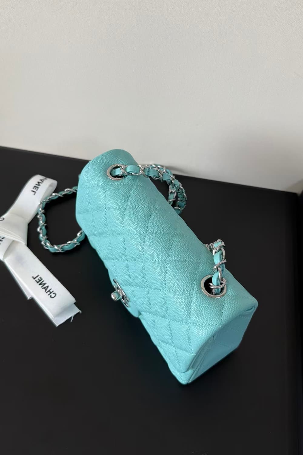 샤넬 클래식 뉴미니 골드볼 램스킨 내장칩 AS1787 상품이미지5