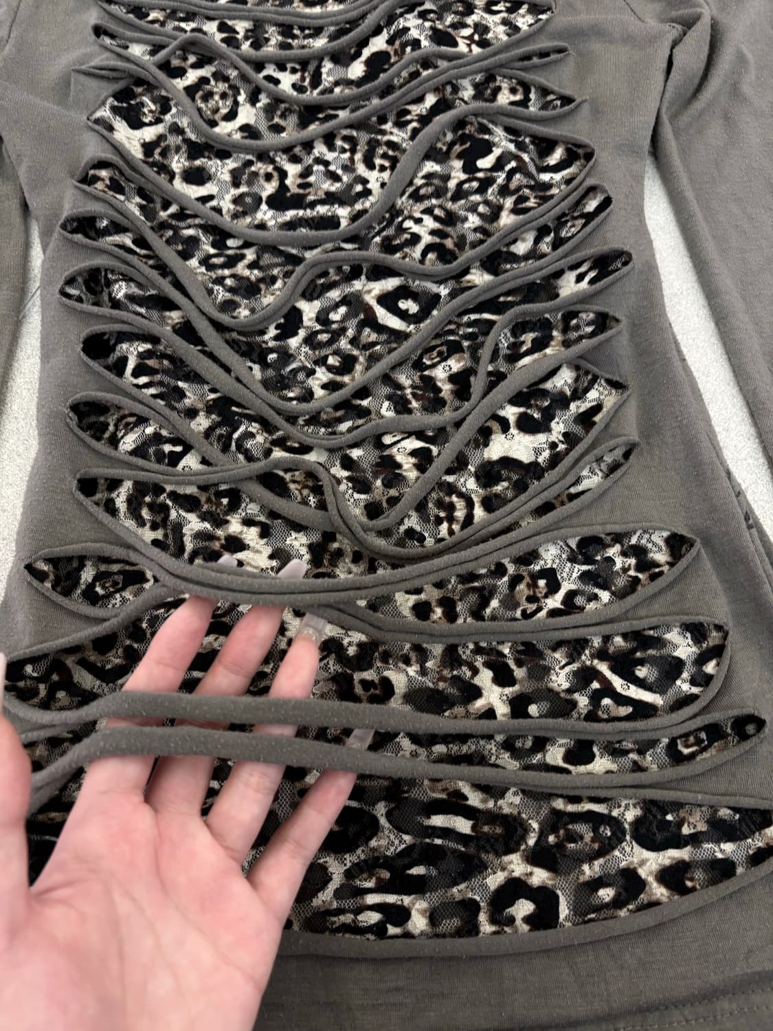 M.K.R. 카키 디테일 롱슬리브 상품이미지5