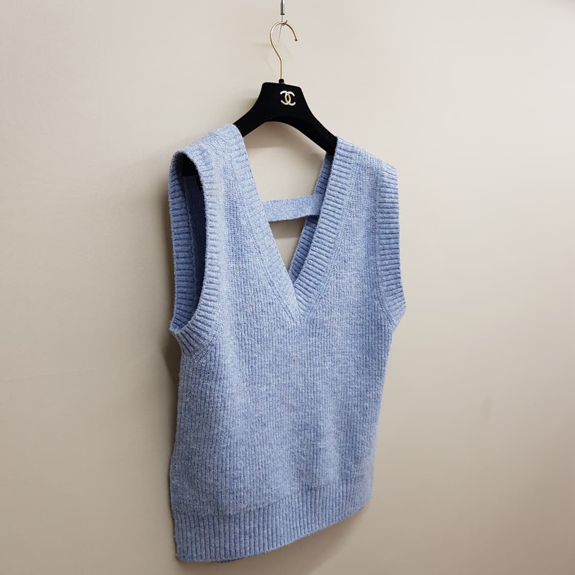 구호풀러스 2021 울 브이넥 스트랩 니트 베스트 F사이즈 상품이미지3