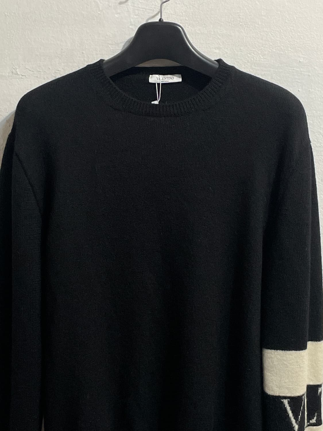 발렌티노 암 로고 니트 상품이미지2